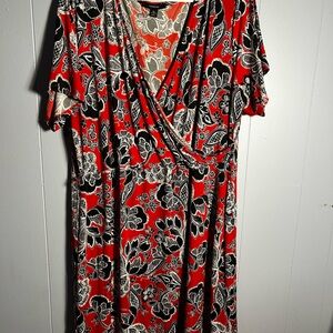 Floral Wrap Dress Size 20 faded glory  in Red and Black